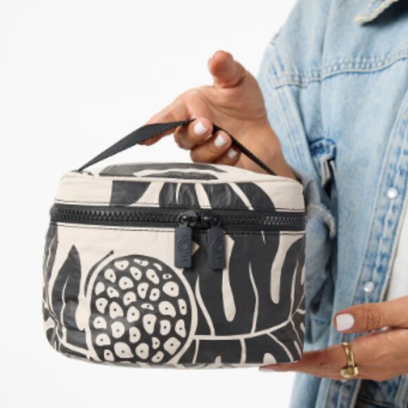 ALOHA Collection Black and White Cosmetic Bag - Picture 3 of 5